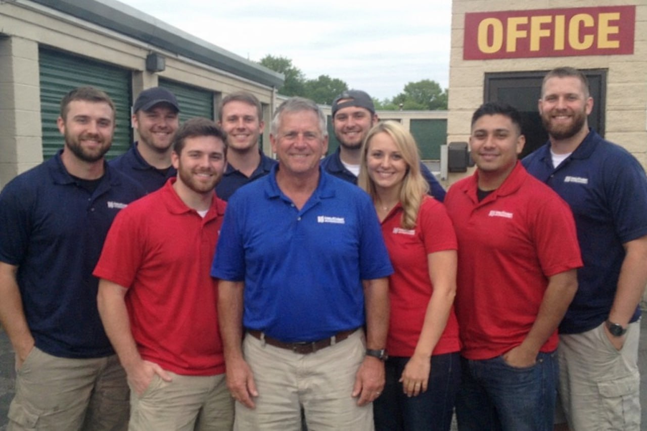 Water damage restoration professionals in Dallas, TX